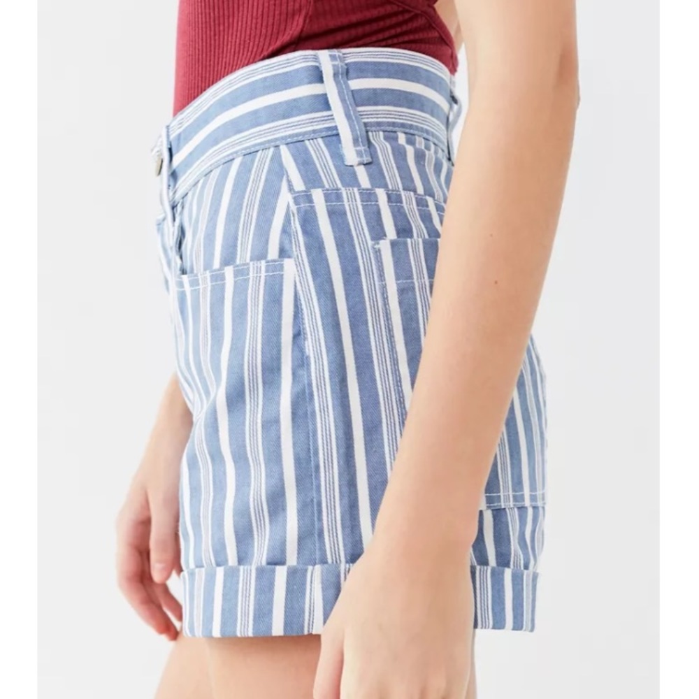Urban Outfitters High Rise Striped shorts - Picture 9 of 9